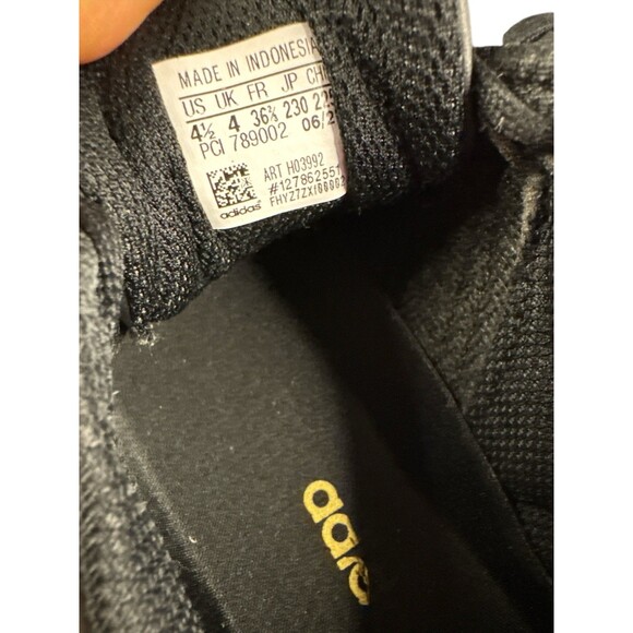 ADIDAS SUPERSTAR Shoes Sneakers Black Gold Size 4.5 Youth Boys Girls Clean - Picture 9 of 9